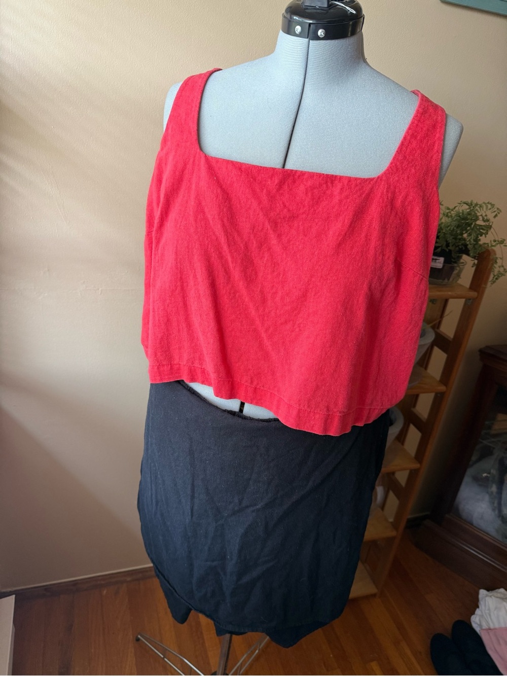 Old Navy Red Square-Neck Crop Top